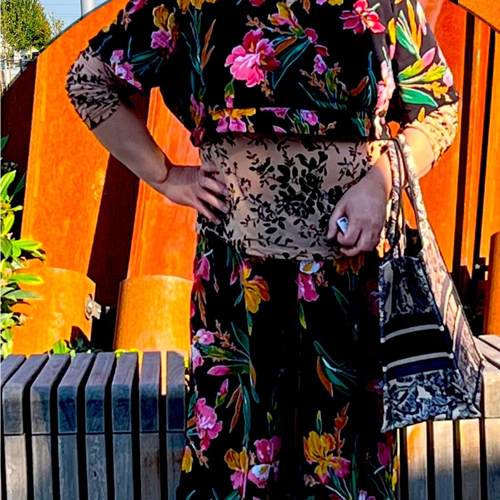 Bought from Shein, worn once! Exclude the bottom top!